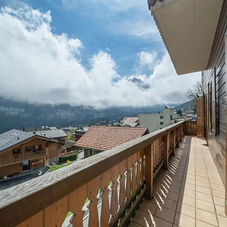 Dents Jaunes アパート *