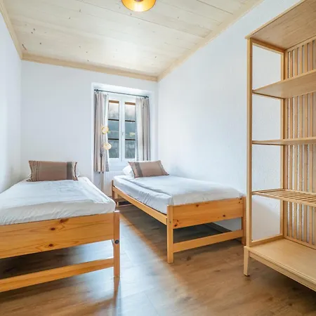 Апартаменты Dents Jaunes Шампери